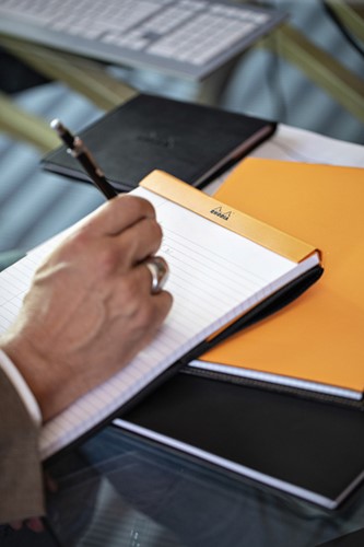 Schrijfblok Rhodia A4 lijn met kantlijn 80 vel 80gr oranje-3